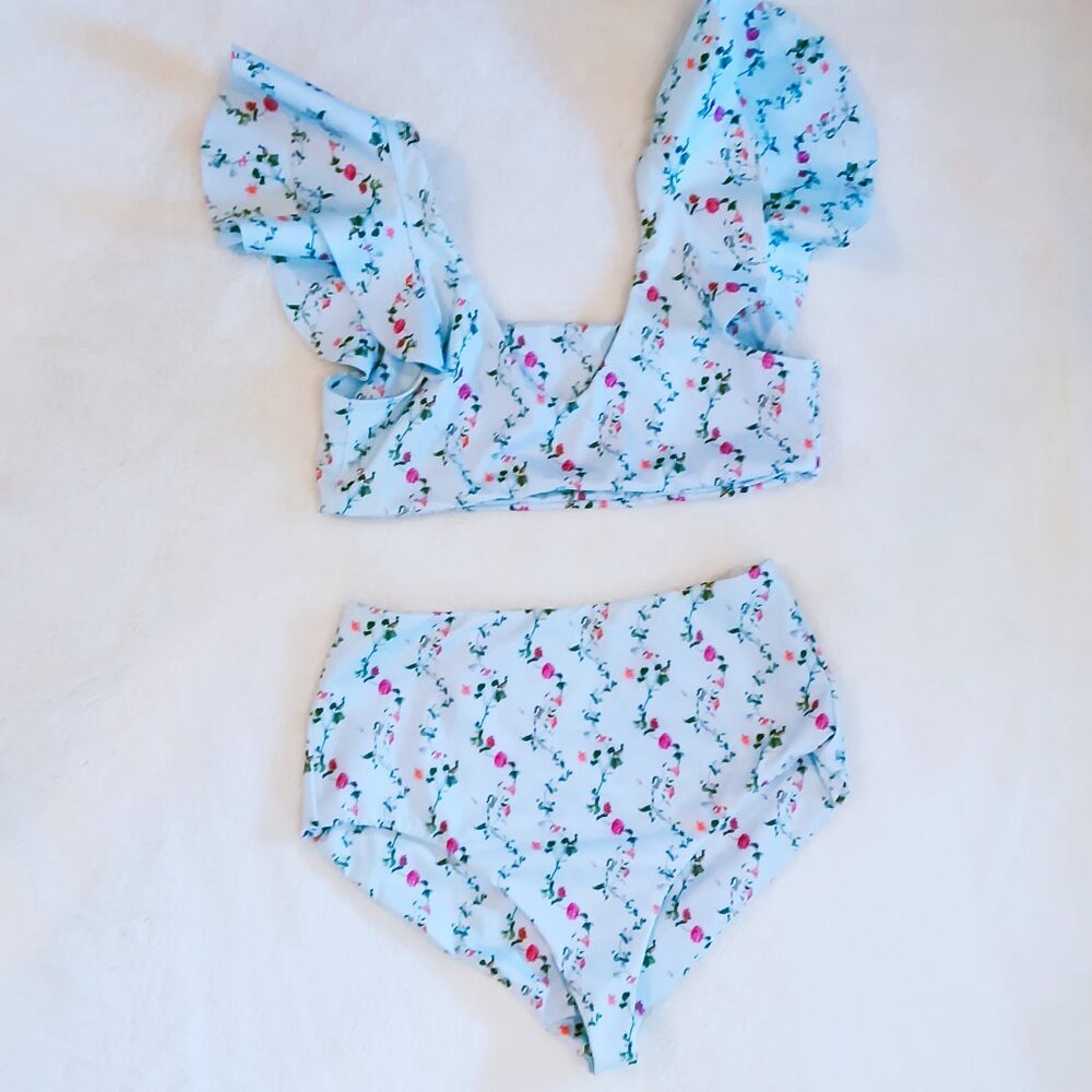 Floral Baby Blue Bikini Set 🌺